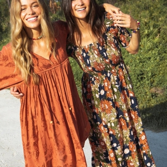 NATURAL LIFE Dresses & Skirts - NWT NATURAL LIFE Floral Mini Swing Dress M